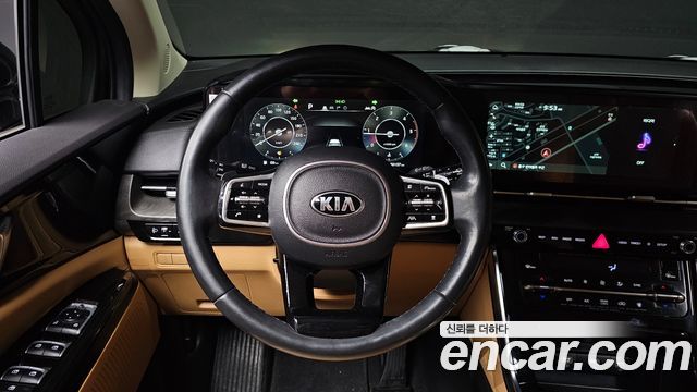 Kia Canival 2021 — photo 18