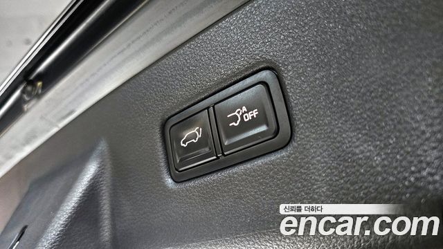 Kia Canival 2021 — photo 22