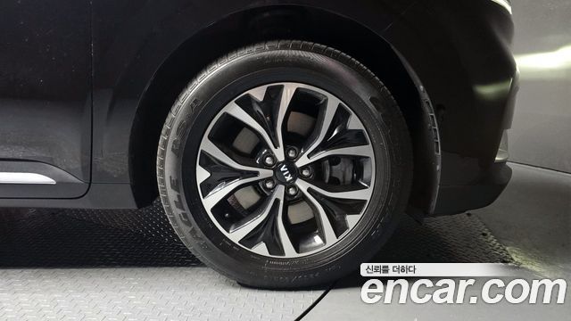 Kia Canival 2021 — photo 7