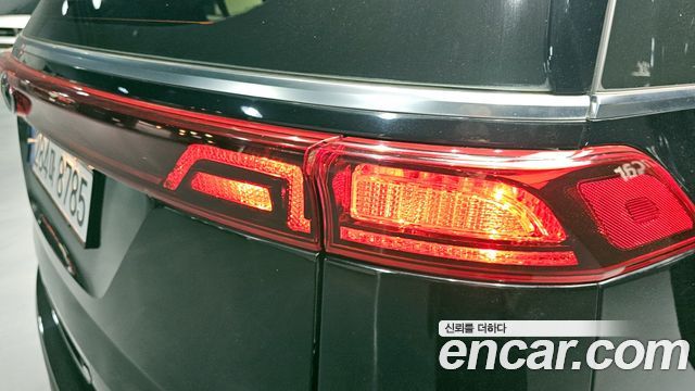 Kia Canival 2021 — photo 9