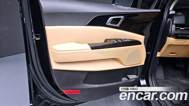 Kia Canival 2021 — photo 14