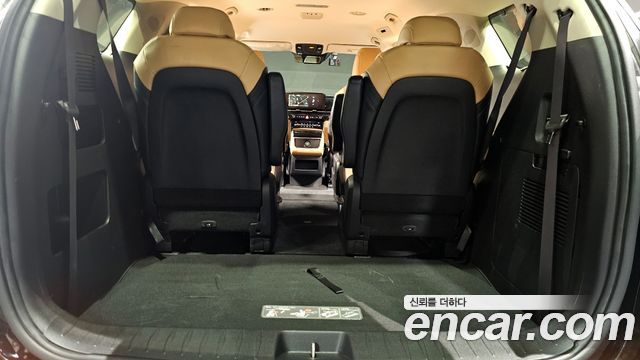 Kia Canival 2021 — photo 27