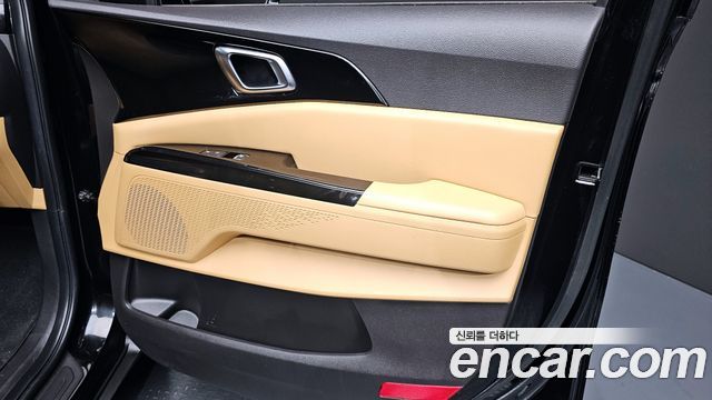 Kia Canival 2021 — photo 30