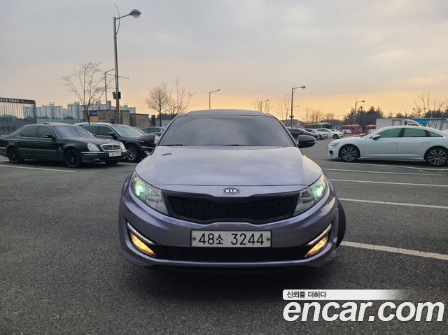 Kia K5 2011 — photo 2