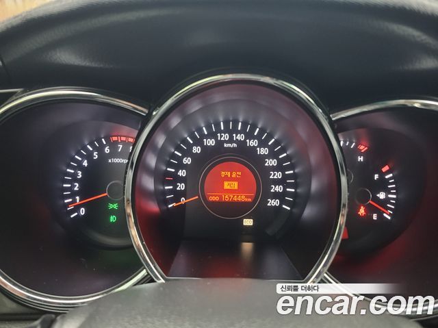 Kia K5 2011 — photo 7