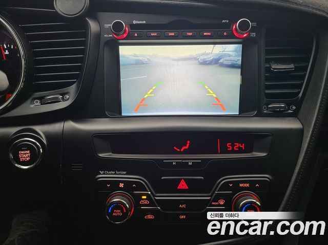 Kia K5 2011 — photo 10