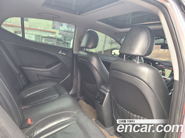 Kia K5 2011 — photo 13