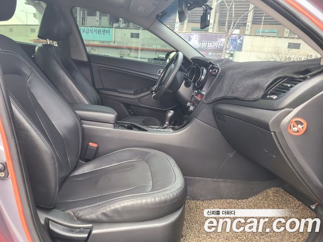 Kia K5 2011 — photo 14