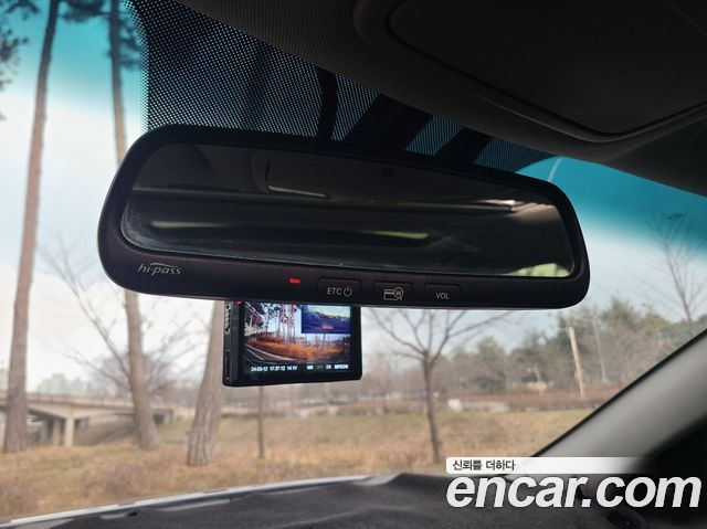 Kia K5 2011 — photo 15
