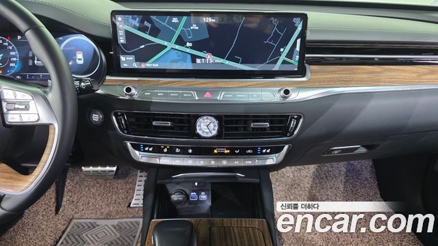Kia K9 2023 — photo 13