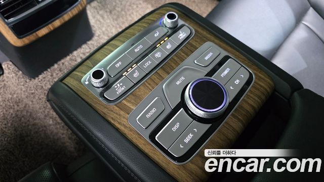 Kia K9 2023 — photo 17