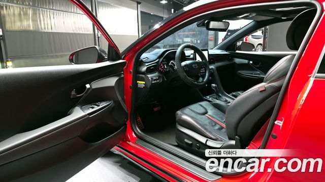 Hyundai Veloster 2018 — photo 13