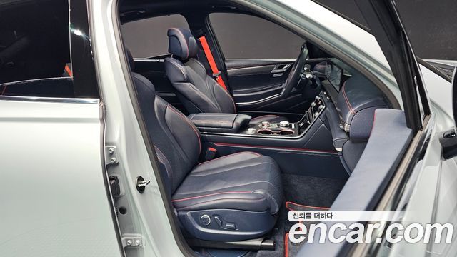 Genesis GV80 2025 — photo 18
