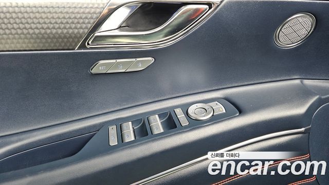 Genesis GV80 2025 — photo 27