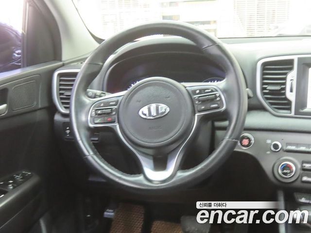 Kia Sportage 2017 — photo 18