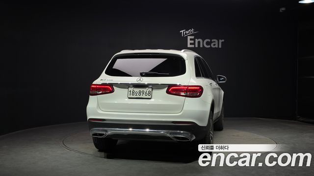 Mercedes-Benz GLC-Class 2019 — photo 4