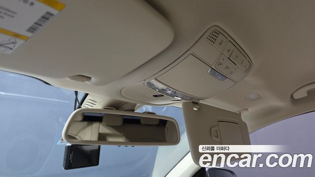 Mercedes-Benz GLC-Class 2019 — photo 16