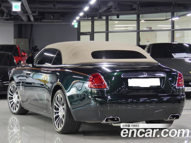 Rolls-Royce Dawn 2018 — photo 4