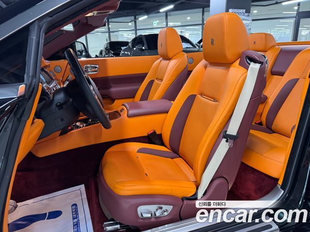 Rolls-Royce Dawn 2018 — photo 9