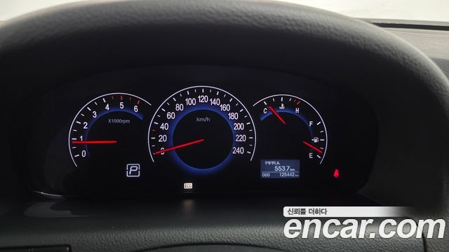 Hyundai Veracruz 2011 — photo 8