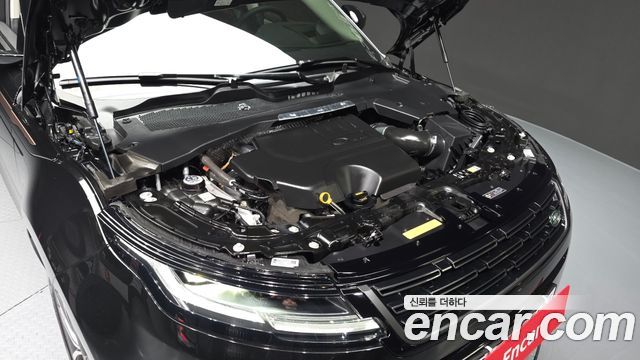 Land Rover Range Rover Evoque 2025 — photo 6