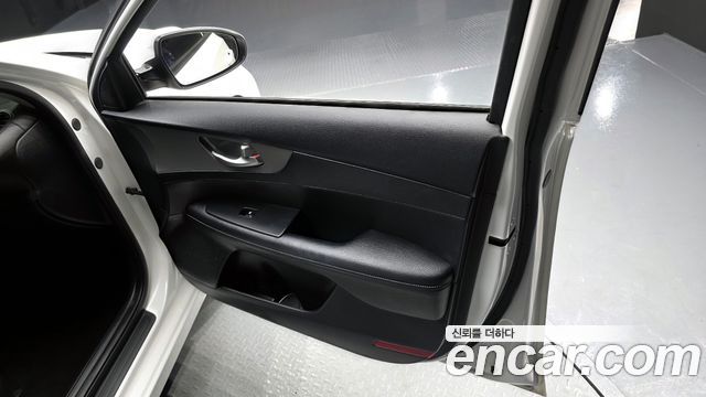 Kia K3 2020 — photo 14