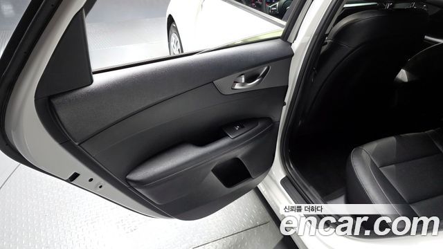 Kia K3 2020 — photo 15