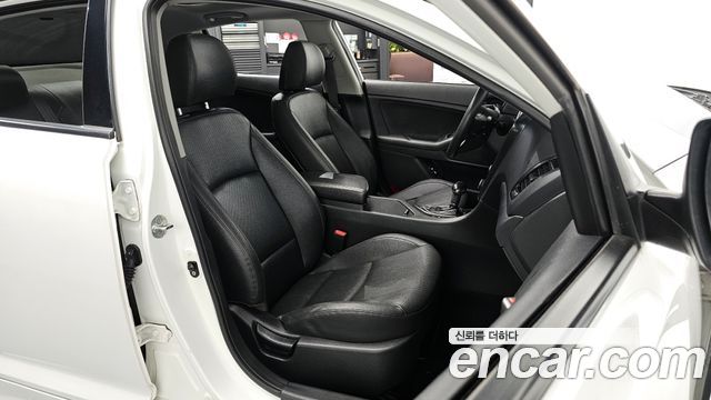 Kia K5 2014 — photo 17