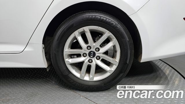 Kia K5 2014 — photo 7
