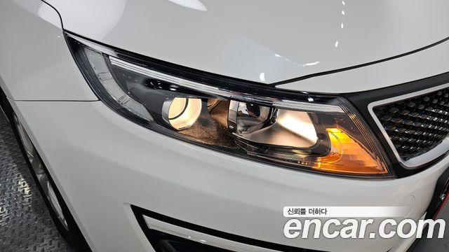 Kia K5 2014 — photo 8