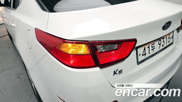 Kia K5 2014 — photo 9