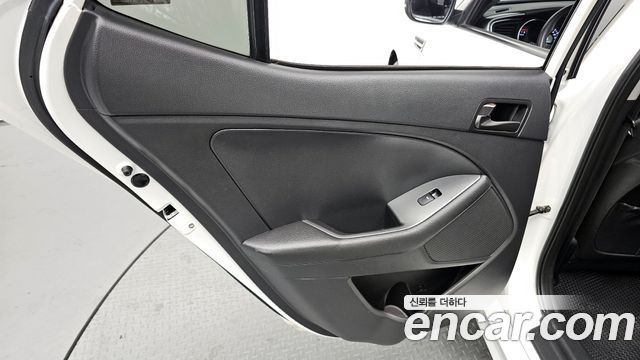 Kia K5 2014 — photo 15
