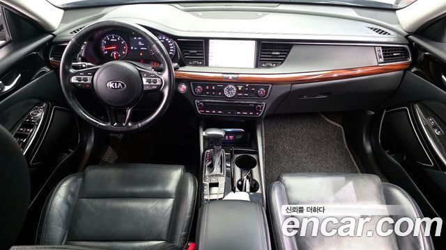 Kia K7 2016 — photo 10