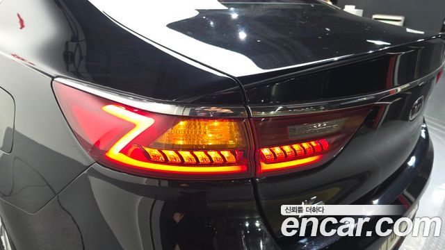 Kia K7 2016 — photo 9