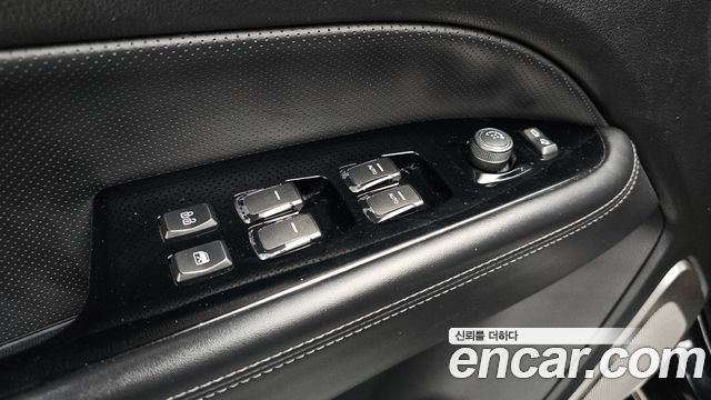 KG Mobility Rexton 2019 — photo 27