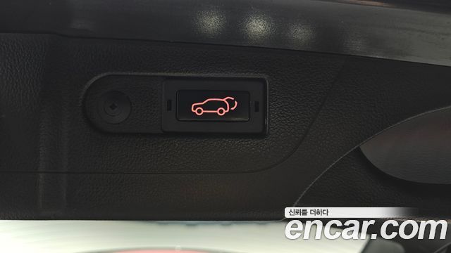 KG Mobility Rexton 2019 — photo 29