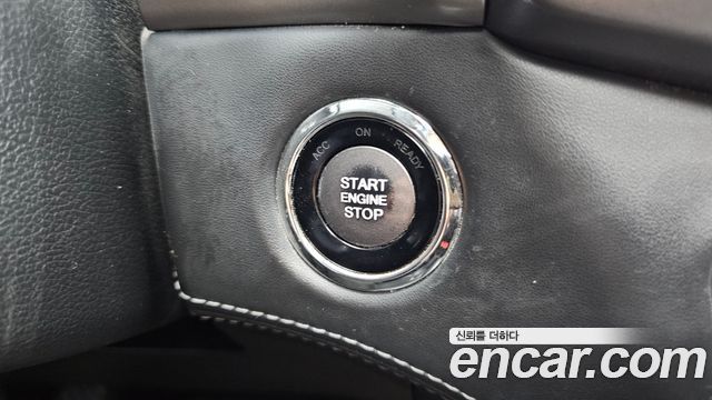 KG Mobility Rexton 2019 — photo 30