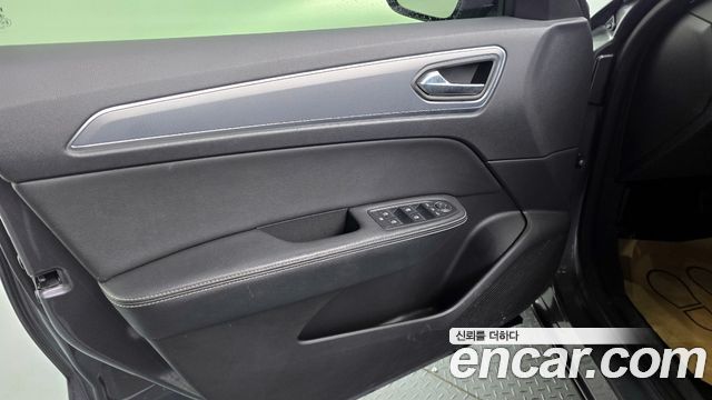 Renault Korea XM3 2023 — photo 14