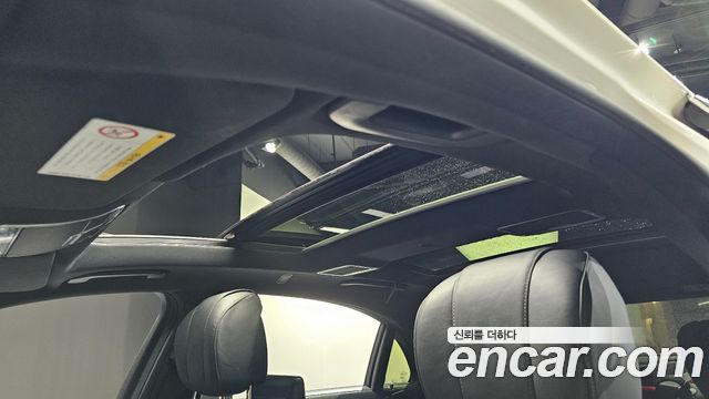 Mercedes-Benz S-Class 2015 — photo 16