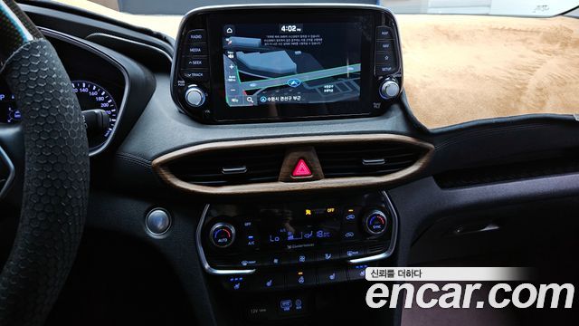 Hyundai Santafe 2020 — photo 19