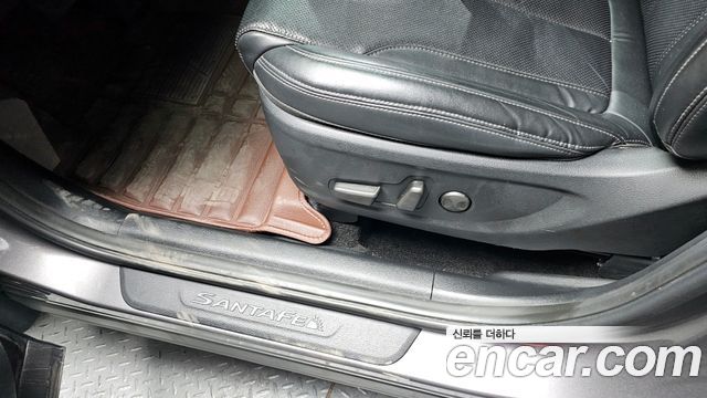 Hyundai Santafe 2020 — photo 31