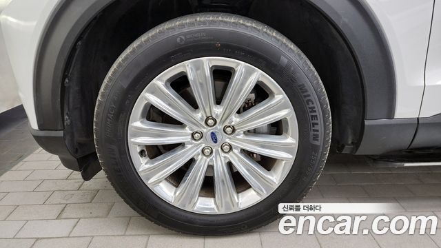 Ford Explorer 2022 — photo 5
