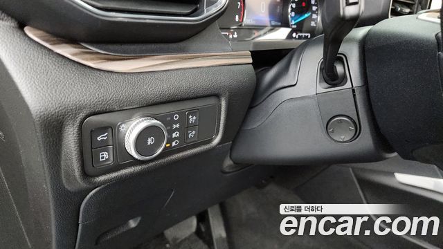 Ford Explorer 2022 — photo 22