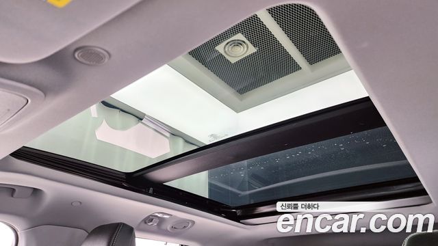 Ford Explorer 2022 — photo 24