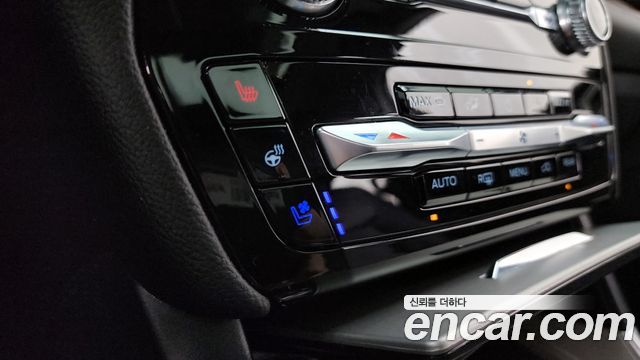 Ford Explorer 2022 — photo 27