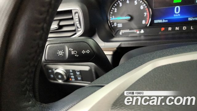 Ford Explorer 2022 — photo 28