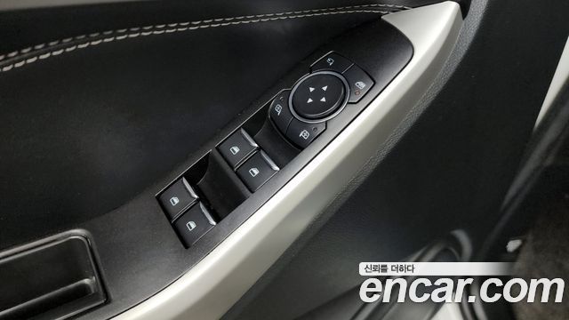 Ford Explorer 2022 — photo 30