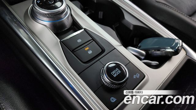 Ford Explorer 2022 — photo 33