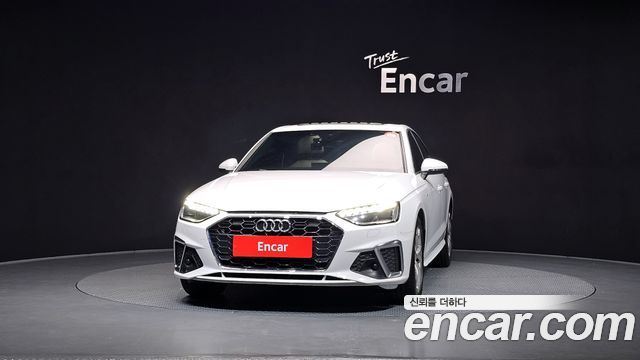 Audi A4 2021 — photo 3