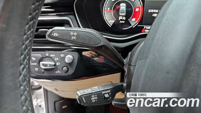 Audi A4 2021 — photo 23